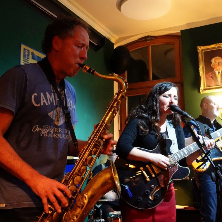 who of us : Soul-, Pop- und Funk-Songs aus den 70er- und 80er-Jahren